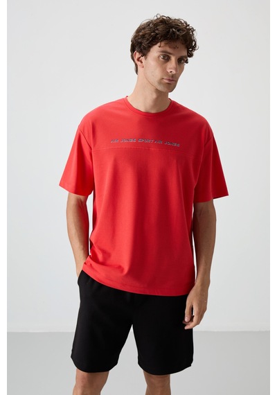 Air Jones Tommy Life Fiesta Pamuklu Kalın Yüzeyi Dokulu Oversize Fit Baskılı Erkek T-shirt - 88371 Kirmizi Air Jones Tommy Life Fiesta Pamuklu Kalın Yüzeyi Dokulu Oversize Fit Baskılı Erkek T-shirt - 88371 Kirmizi