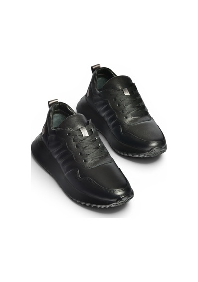 Fox Shoes Z555090103 Siyah Hakiki Deri Kalın Tabanlı Spor Ayakkabı Sneakers