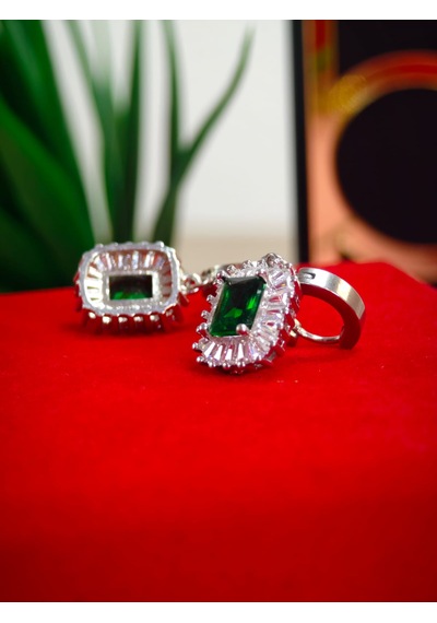 Çelik Küpe 22 Ayar Altın Kaplama Özel Burma Model Renk Atmaz 2 Yıl Garantili 316 L Çelik Gold - Yeşil