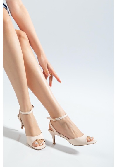 Suins Carmel Model Kadın Bilekten Bağlamalı Stiletto Ayakkabı Ten