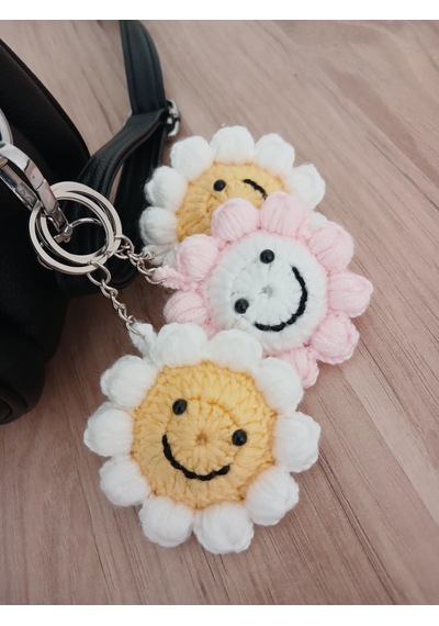 Örgü Amigurumi Papatya Anahtarlık