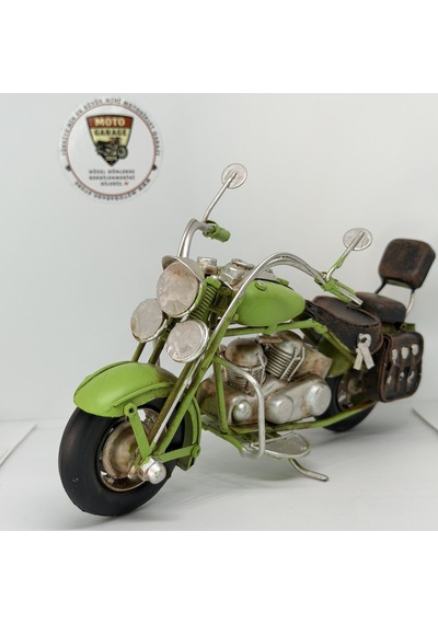 Nostaljik Deri Çantalı Yeşil Chopper - 1:18 Ölçek 12cm Dekoratif Motosiklet Modeli Nostaljik Deri Çantalı Yeşil Chopper - 1:18 Ölçek 12cm Dekoratif Motosiklet Modeli