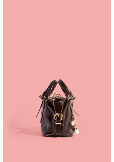 Westbag Kadın Parlak Rugan Deri Star Charm Detaylı El Ve Omuz Askılı Çanta Kahverengi