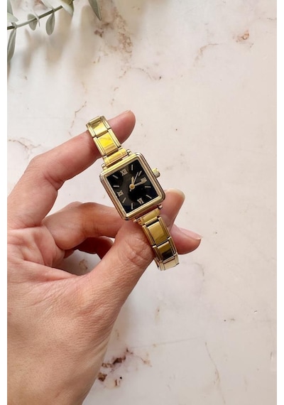 Petra Gold Kordon Siyah Kadran Kadın Kol Saati Altın