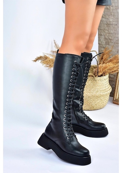 Fox Shoes Siyah Bağcıklı Günlük Kadın Çizme L610130909