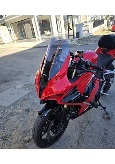 Motocam Qj Srk 25 R Ön Cam 2023-2026 Model 42cm Füme Renkli 4mm