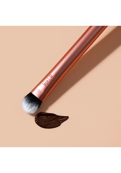 Real Techniques Kapatıcı Fırçası - Expert Concealer Brush