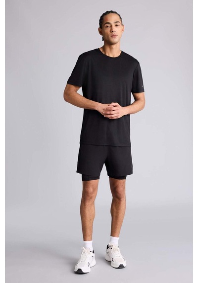 Defacto - Slim Fit Dar Kesim Bisiklet Yaka Çabuk Kuruyan Nefes Alabilen Esnek Kumaş Baskılı Sporcu Kısa Kollu Siyah Defacto - Slim Fit Dar Kesim Bisiklet Yaka Çabuk Kuruyan Nefes Alabilen Esnek Kumaş Baskılı Sporcu Kısa Kollu Siyah