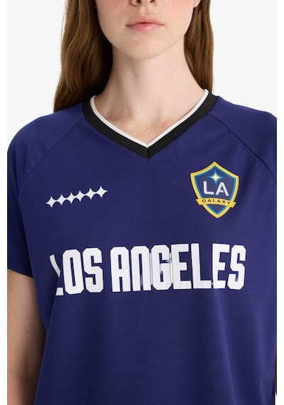 Defacto Mls Regular Fit V Yaka Baskılı Forma Kumaşı Kısa Kollu Tişört F8634ax25hsnv241 Lacivert Defacto Mls Regular Fit V Yaka Baskılı Forma Kumaşı Kısa Kollu Tişört F8634ax25hsnv241 Lacivert