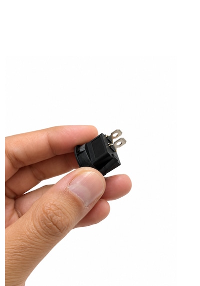 Yuvarlak Anahtar On-off 2 Pin 23 Mm Siyah Işıksız Aç Kapa Switch Mini Buton 6a 220v Ac - 10a 125v Ac