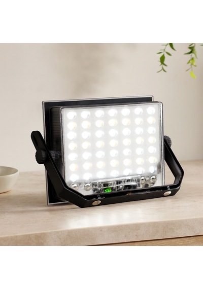 200w Güneş Enerjili Led Projektör - Kamp & Dış Mekan