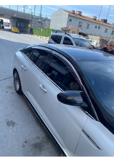 Renault Megane 4 Sedan Kromlu Cam Rüzgarlığı 4’Lü Niken