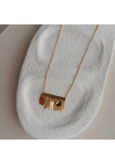 Lente Aksesuar Kararmaz Çelik Sıralı Sallantılı Yaprak Pul Detaylı Şık Kolye Gold