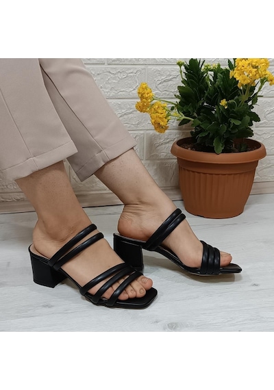 Fiyra 7010 Siyah 5cm Kare Topuk Üç Bant Bayan Terlik Ayakkabı 001