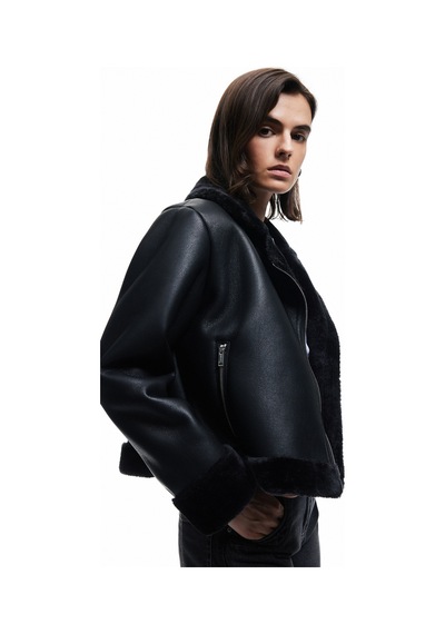 Koton Uzun Kollu Fermuarlı Suni Kürk Astarlı Kruvaze Suni Deri Biker Crop Ceket Siyah 6wak20091ew Siyah Koton Uzun Kollu Fermuarlı Suni Kürk Astarlı Kruvaze Suni Deri Biker Crop Ceket Siyah 6wak20091ew Siyah