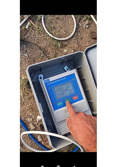 M 521 Dalgıç Pompa Elektronik Pano-Su Biterse Otomatik  Kapatır