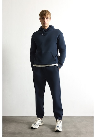 Defacto Regular Fit Kapüşonlu İçi Yumuşak Tüylü Kanguru Cepli Basic Sweatshirt X8283az26aunv146 Lacivert-nv146