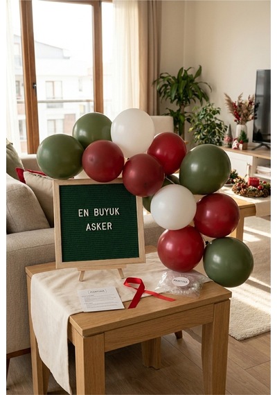 Asker Uğurlama Süsleme Mini Set Koyu Yeşil Keçe Yazı Panosu Standlı Balon Zincirli En Büyük Asker Konsepti Tüm Yaşlar