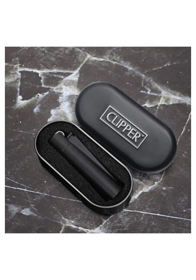 Clipper Matt Black Gaz Doldurulabilir Metal Çakmak Ve Özel Logolu Metal Kutulu Set Siyah