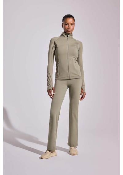 Defacto Defactofit Fitted Vücuda Oturan Ultra Soft Dik Yaka Çift Cepli Parmak Detaylı Fermuarlı Spor Hırka B3985ax25aukh422 Haki Defacto Defactofit Fitted Vücuda Oturan Ultra Soft Dik Yaka Çift Cepli Parmak Detaylı Fermuarlı Spor Hırka B3985ax25aukh422 Haki