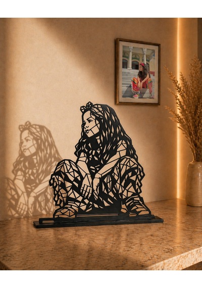 Kişiye Özel Fotoğraftan Geometrik Portre Masaüstü Dekor 20 Cm Diğer