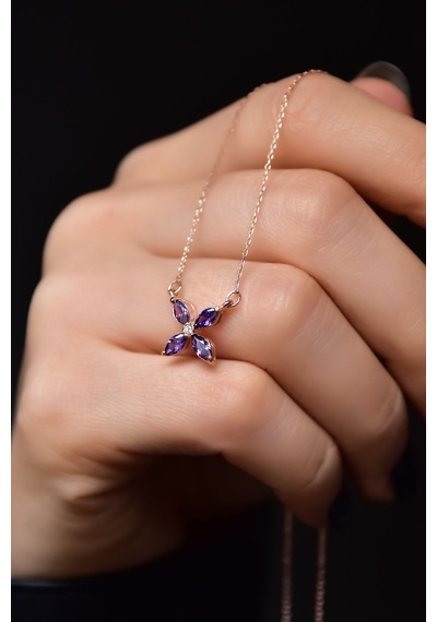 Papatya Silver 925 Ayar Gümüş Rose Kaplama Mor Zirkon Taşlı Plumeria Kolye