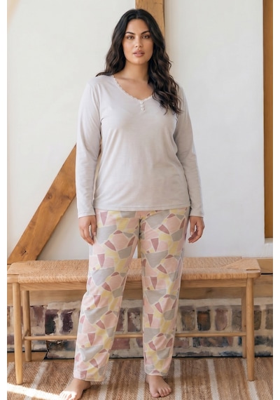 Siyah İnci Desenli Düğmeli Büyük Beden Battal Boy Viskon Örme Pijama Takım 26224820 Lila Siyah İnci Desenli Düğmeli Büyük Beden Battal Boy Viskon Örme Pijama Takım 26224820 Lila