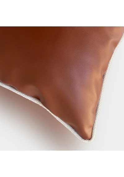 "charm" Dokulu Deri Kırlent Kılıfı - 45x45 Taba - Krem