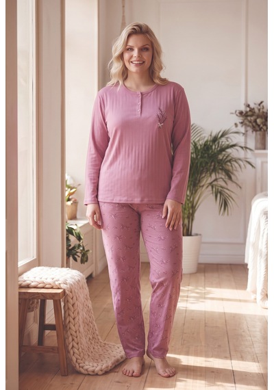 Seboteks Şardonlu İnterlok Kumaş Yakası Düğmeli Kışlık Büyük Beden Kadın Pijama Takımı 2700 Mürdüm Seboteks Şardonlu İnterlok Kumaş Yakası Düğmeli Kışlık Büyük Beden Kadın Pijama Takımı 2700 Mürdüm