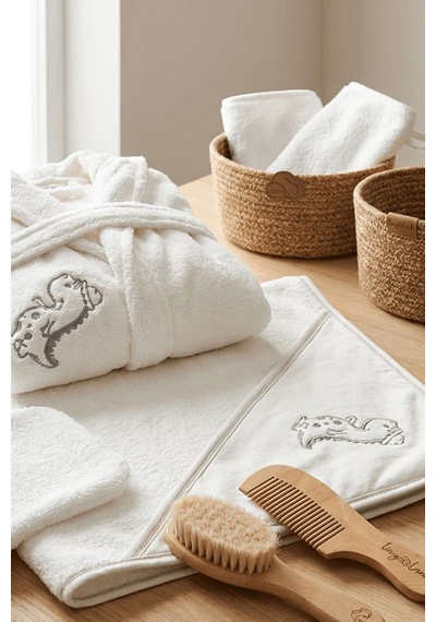 Bebek Banyo Seti Premium - Dino Pure Dream Bornoz - Kundak Havlu - Banyo Kesesi - Fırça - Tarak Seti Diğer