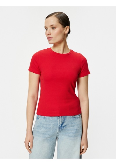 Koton Basic Tişört Bisiklet Yaka Kısa Kollu Pamuklu Slim Fit Kırmızı 4sak50445ek 4SAK50445EK401 Kırmızı Koton Basic Tişört Bisiklet Yaka Kısa Kollu Pamuklu Slim Fit Kırmızı 4sak50445ek 4SAK50445EK401 Kırmızı