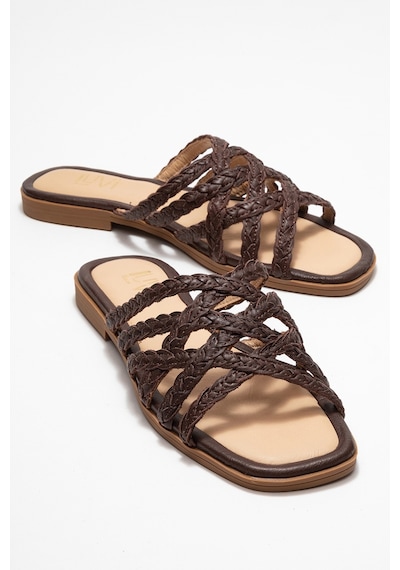 Luvishoes Luvi Shoes Alısha Kahverengi Hakiki Deri Örgü Bantlı Kadın Terlik Kahverengi Luvishoes Luvi Shoes Alısha Kahverengi Hakiki Deri Örgü Bantlı Kadın Terlik Kahverengi
