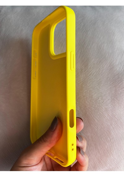 Apple Uyumlu iPhone 16 Pro Logolu İçi Kadife Silikon Lansman Kılıf