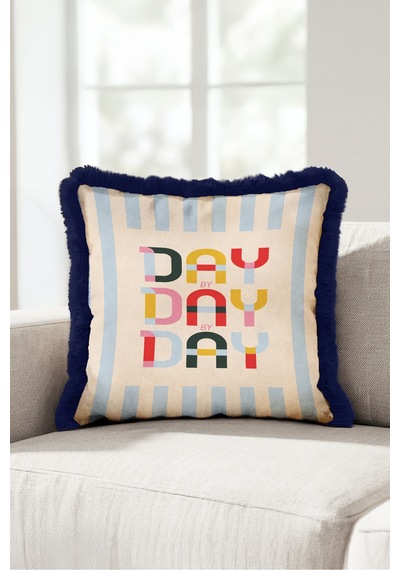 By Day Yazılı Renkli Pop Art Saçaklı Yastık Kılıfı-retro Krem Mavi Lacivert Püsküllü Kırlent Kılıfı Serin Esinti Ritüel By Day Yazılı Renkli Pop Art Saçaklı Yastık Kılıfı-retro Krem Mavi Lacivert Püsküllü Kırlent Kılıfı Serin Esinti Ritüel