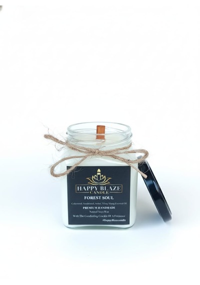 Forest Soul Sedir & Sandal Ağacı Kokulu El Yapımı Soya Mumu Happy Blaze Candle Beyaz