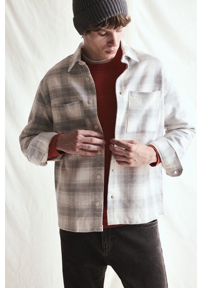 Defacto Boxy Fit Ekose Oduncu Uzun Kollu Çift Cepli Gömlek H9806ax26wner105 Ekru-er105