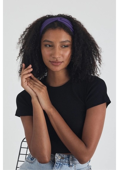 Butikgiz Siyah Kısa Kol Bisiklet Yaka Vücuda Oturan Kaşkorse Crop + Bandana Set %100 Pamumklu, Esnek Rahat Siyah-mor