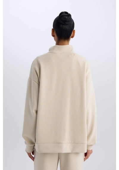 DeFactoFit Standart Fit Yarım Fermuarlı Skuba Dalgıç Kumaş Sporcu Sweatshirt D7120AX25SPBG700