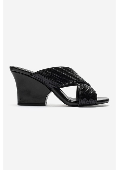 Luvi Shoes Lavean Siyah Örgü Çapraz Bantlı Kadın Dolgu Topuklu Terlik