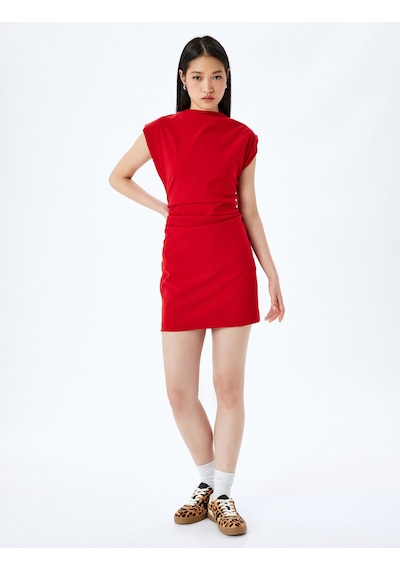 Koton Dik Yaka Kolsuz Slim Fit Drapeli Mini Elbise Kırmızı 5sal80095ıw Kırmızı