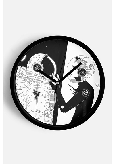 Uzay - Astronot - Astronomi Temalı Modern Duvar Saati - 30cm - Önü Camlı Siyah Kasa-jh0004 Siyah