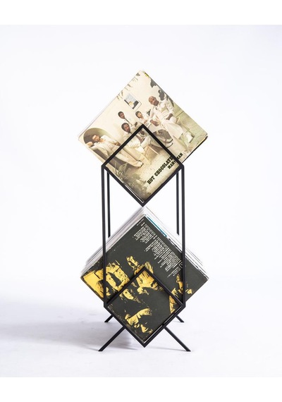 Plaklık Gazetelik Dergilik Metal Plaklık  Ayaklı Üçgen Tasarım