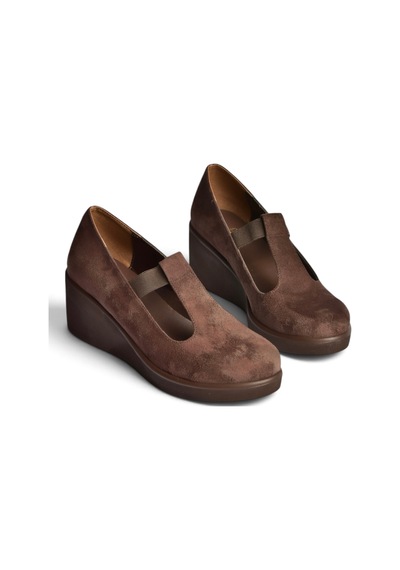 Fox Shoes Z602281702 Kahverengi Süet Dolgu Tabanlı Kadın Ayakkabı