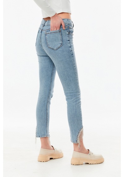 Fullamoda Taşlı Yüksek Bel Straight Fit Kız Çocuk Jean- Altın 24MCCK3664202245-Mavi Fullamoda Taşlı Yüksek Bel Straight Fit Kız Çocuk Jean- Altın 24MCCK3664202245-Mavi