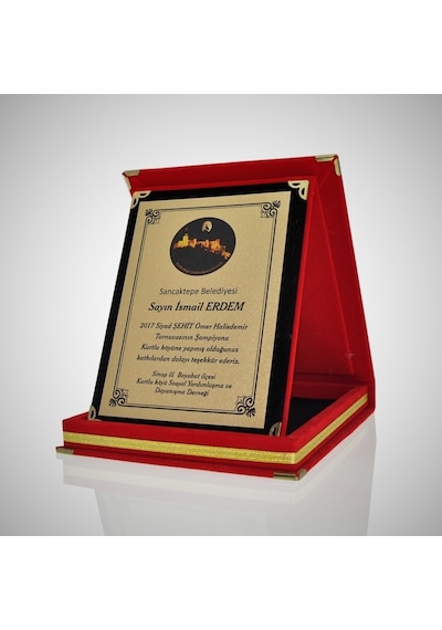 Plaket Ödül Derece Başarı Anı Hediye Plaketleri Kırmızı