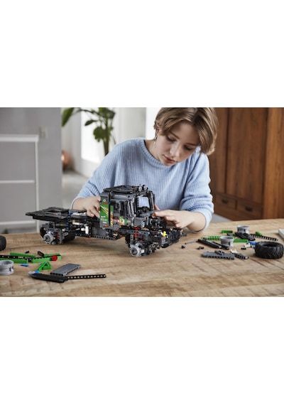 LEGO® Technic 42129 4x4 Mercedes Benz Zetros Kamyon Kumandalı 2110 Parça