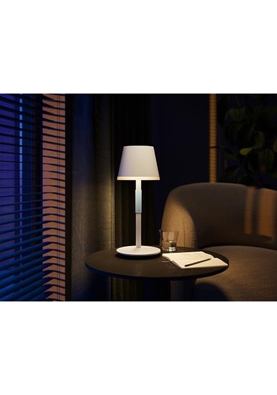 03 Beyaz Şarjlı Masa Lambası 1x1.8w 3000k Çok Renkli