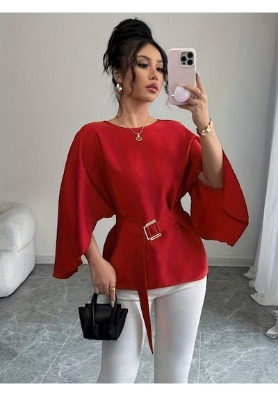 Kadın Uzun Kollu Yuvarlak Yakalı Yarasa Kollu Belden Kuşaklı Atlas Bluz Kırmızı