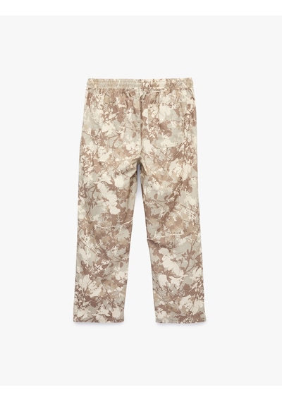 Koton Rahat Kalıp Pamuklu Kamuflaj Desenli Beli Bağcıklı Jean Pantolon Bej Desenli 7wam40211nd Ekru Desenli Koton Rahat Kalıp Pamuklu Kamuflaj Desenli Beli Bağcıklı Jean Pantolon Bej Desenli 7wam40211nd Ekru Desenli