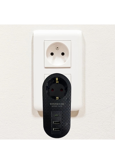Biishe 2 Usb,1 Type-c Girişli 1'li Çocuk Korumalı,ısıya Karşı Dayanıklı 2500watt Termal Akım Koruma